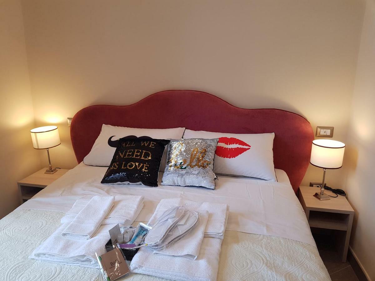 B&B Napoli Holidays 외부 사진