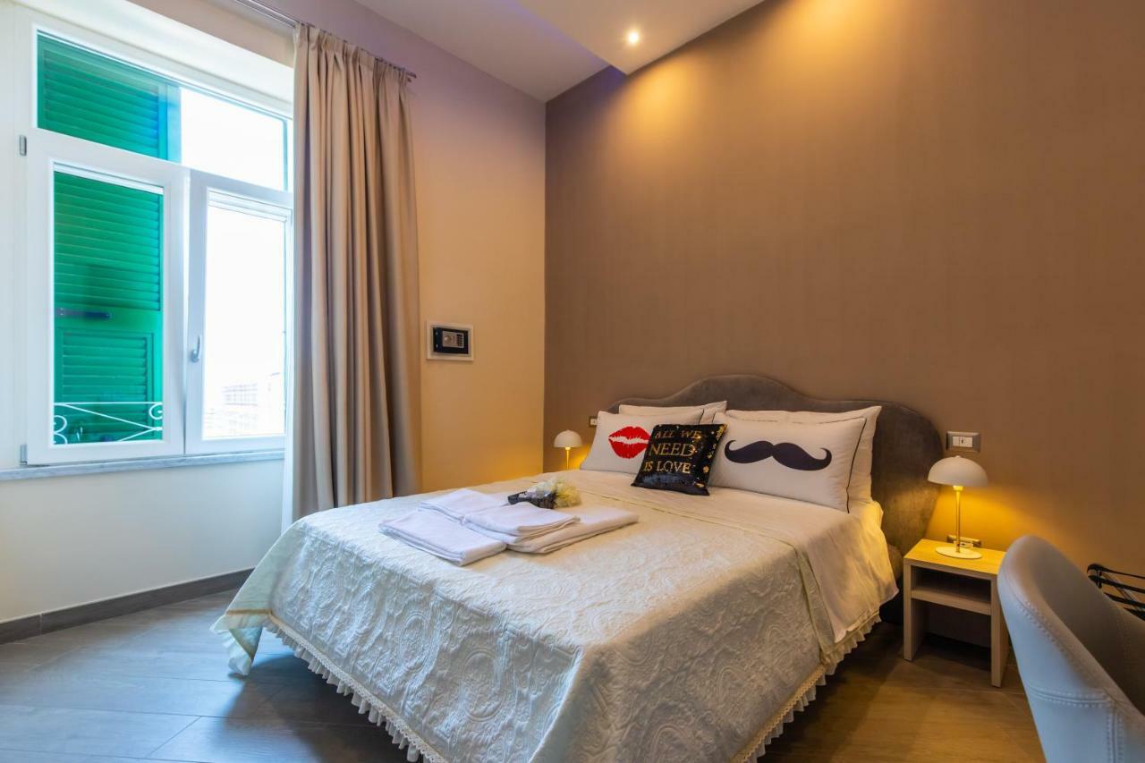 B&B Napoli Holidays 외부 사진