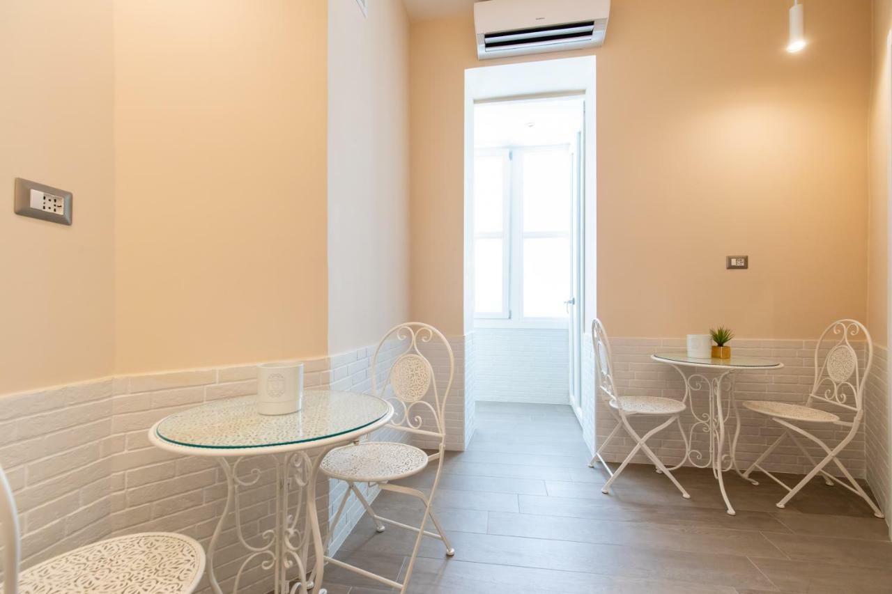 B&B Napoli Holidays 외부 사진